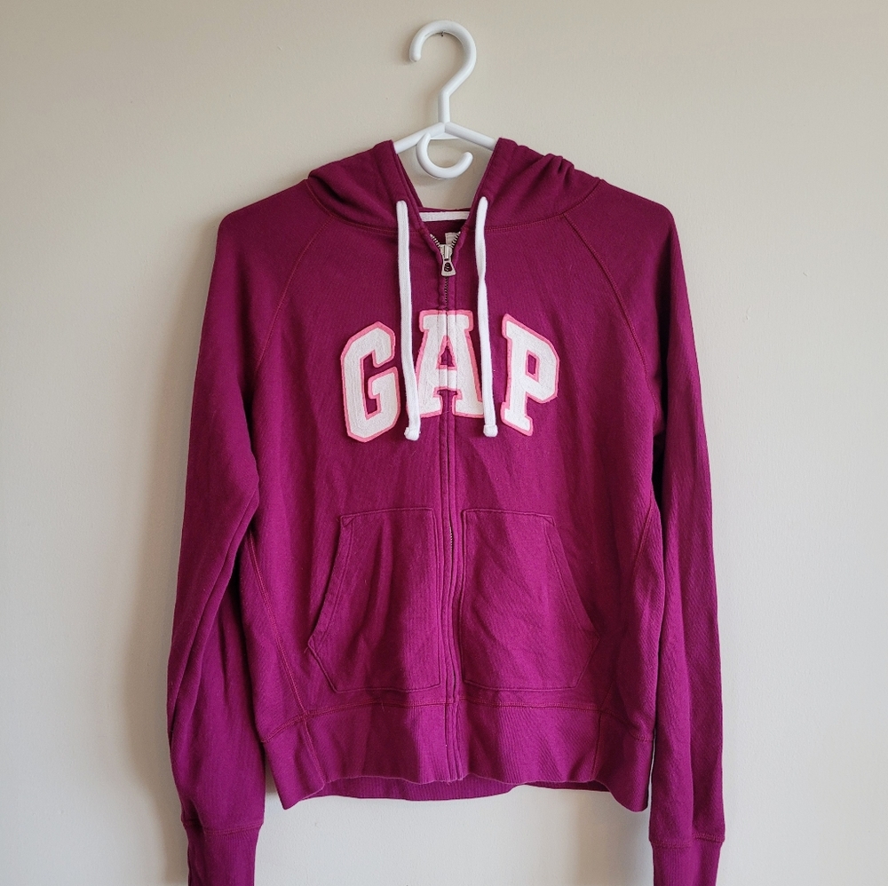 MAROON GAP HOODIE
